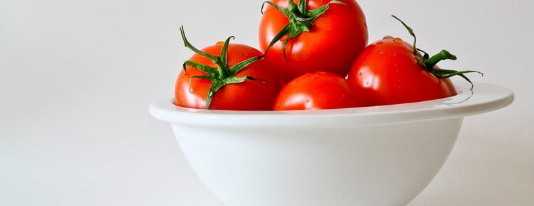 13 Beneficios del tomate: ¿Listo para este rojo remedio?