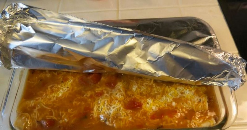 ¿Alguna vez cocinas con papel de aluminio? Si es así, lee esto y danos tu opinión