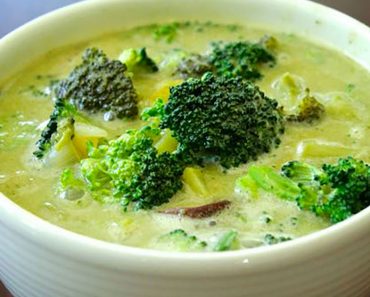 Cómo hacer una sopa cremosa de brócoli que además es anticancerígena