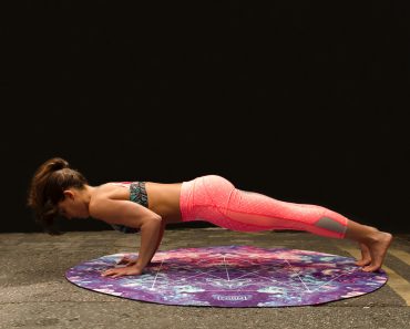 El desafío de los 21 días: Tonifica tu abdomen practicando estos sencillos ejercicios