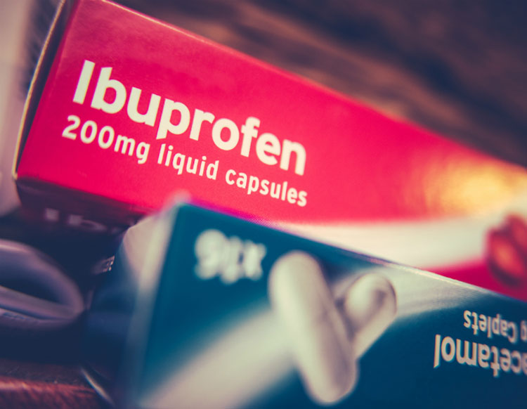 Por qué nunca debe administrar ibuprofeno a un niño con varicela