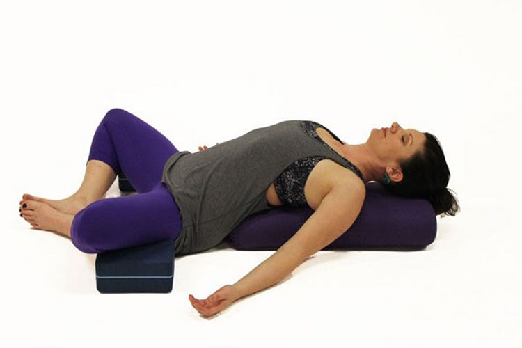 Do this move every night before you go to bed, your body won't move all night!