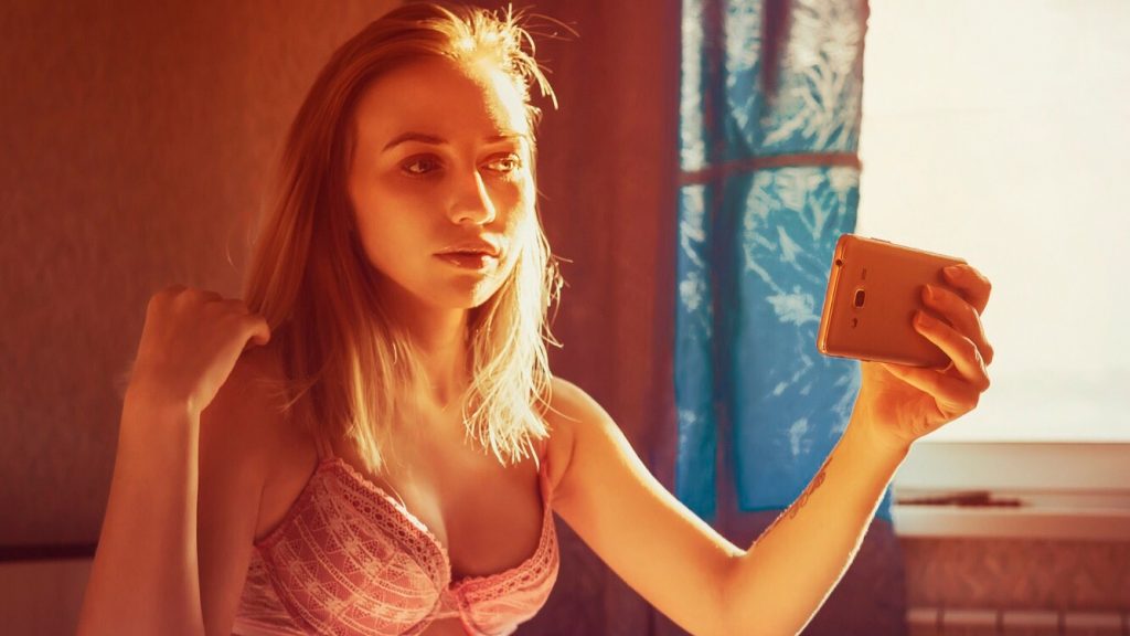 Científicos explican cómo los selfies podrían estar relacionados con el narcisismo y otras enfermedades mentales
