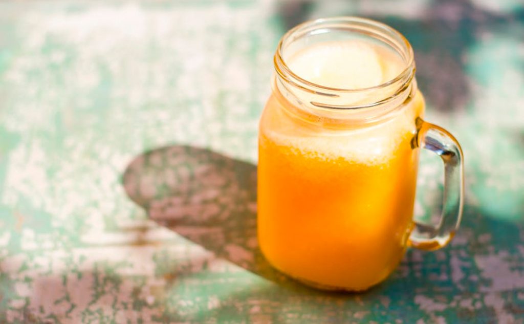 Cómo hacer limonada de cúrcuma para aliviar el estrés y la ansiedad