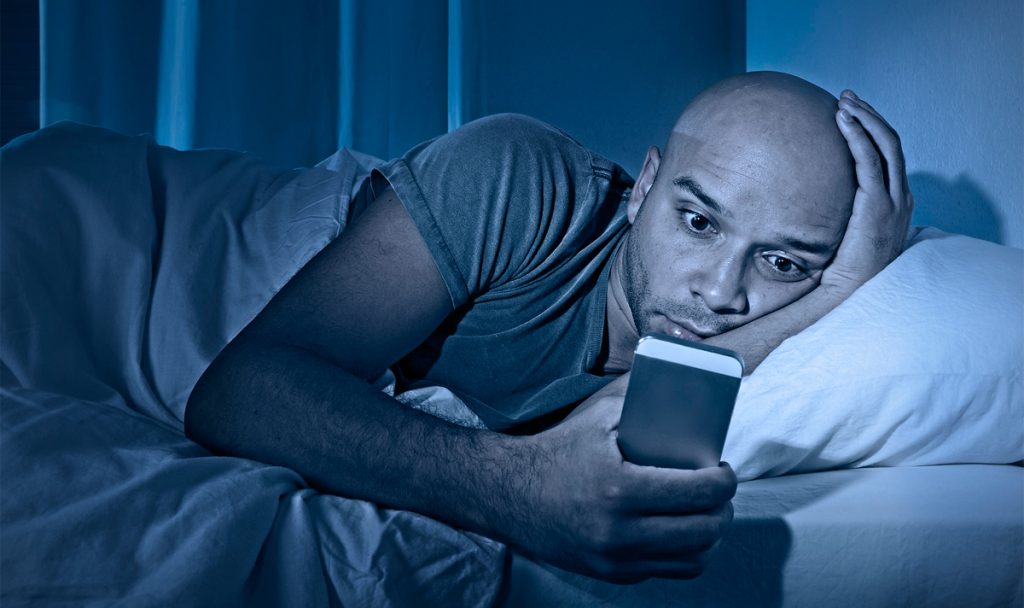 Científico del sueño explica 5 maneras de vencer el insomnio para siempre