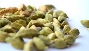 12 Saludables beneficios del cardamomo para su salud en general