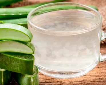 7 cosas que necesita saber sobre el agua de aloe vera