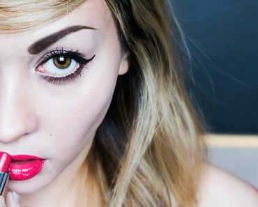 Científicos explican 10 cosas que le suceden a tu cuerpo cuando dejas de usar maquillaje