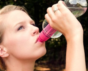 10 cosas que le suceden a tu cuerpo cuando no bebes suficiente agua durante el ejercicio 10 cosas que le suceden a tu cuerpo cuando no bebes suficiente agua durante el ejercicio