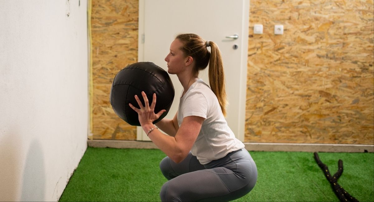 ¿Quieres aumentar los glúteos? Añade estos 11 ejercicios a tu entrenamiento en casa