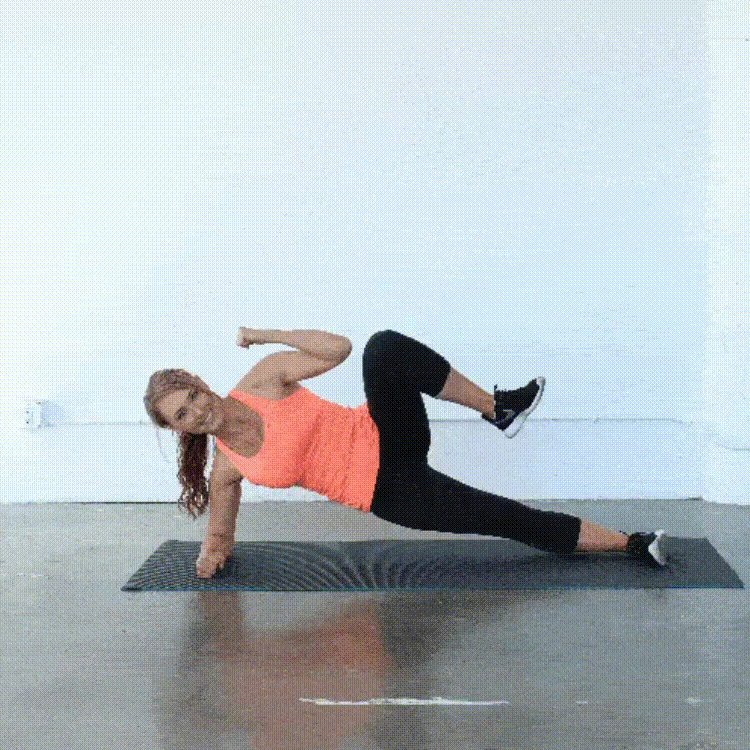 exercise SIDE PLANK FROM ELBOW TO KNEE 8 exercises to lose side fat in 4 weeks