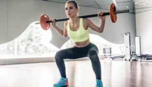 15 pasos para usar las pesas de forma segura y evitar lesiones