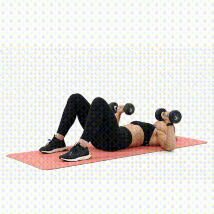 Los mejores ejercicios para levantar los senos caídos, según un entrenador
