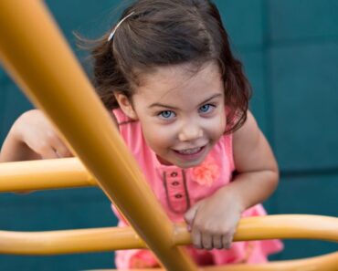 Psicólogos de Harvard revelan que los padres que educan a niños "buenos" hacen estas 5 cosas ...