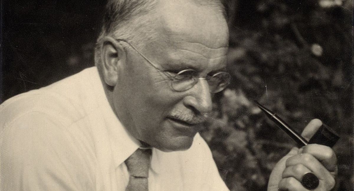 Las 4 etapas de la vida según Carl Jung