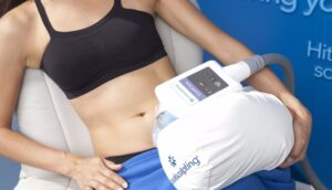 Los beneficios del "CoolSculpting" para quemar grasa, según un experto